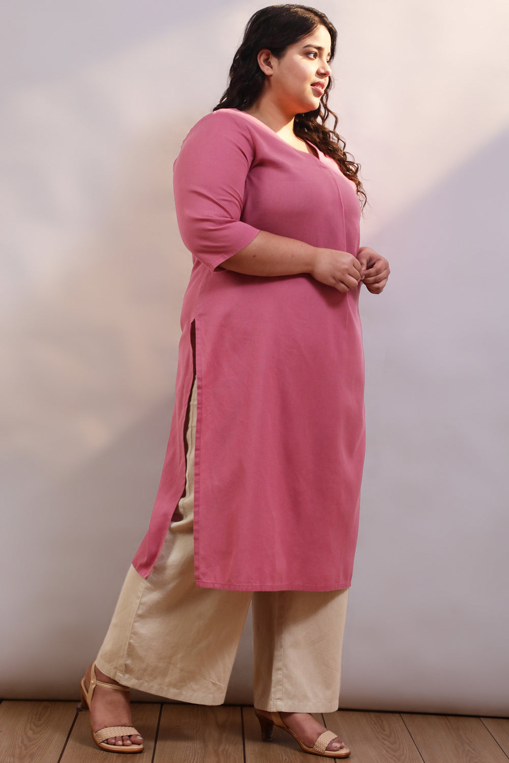 Pink Cotton Linen V Neck Centre Pleat Kurti