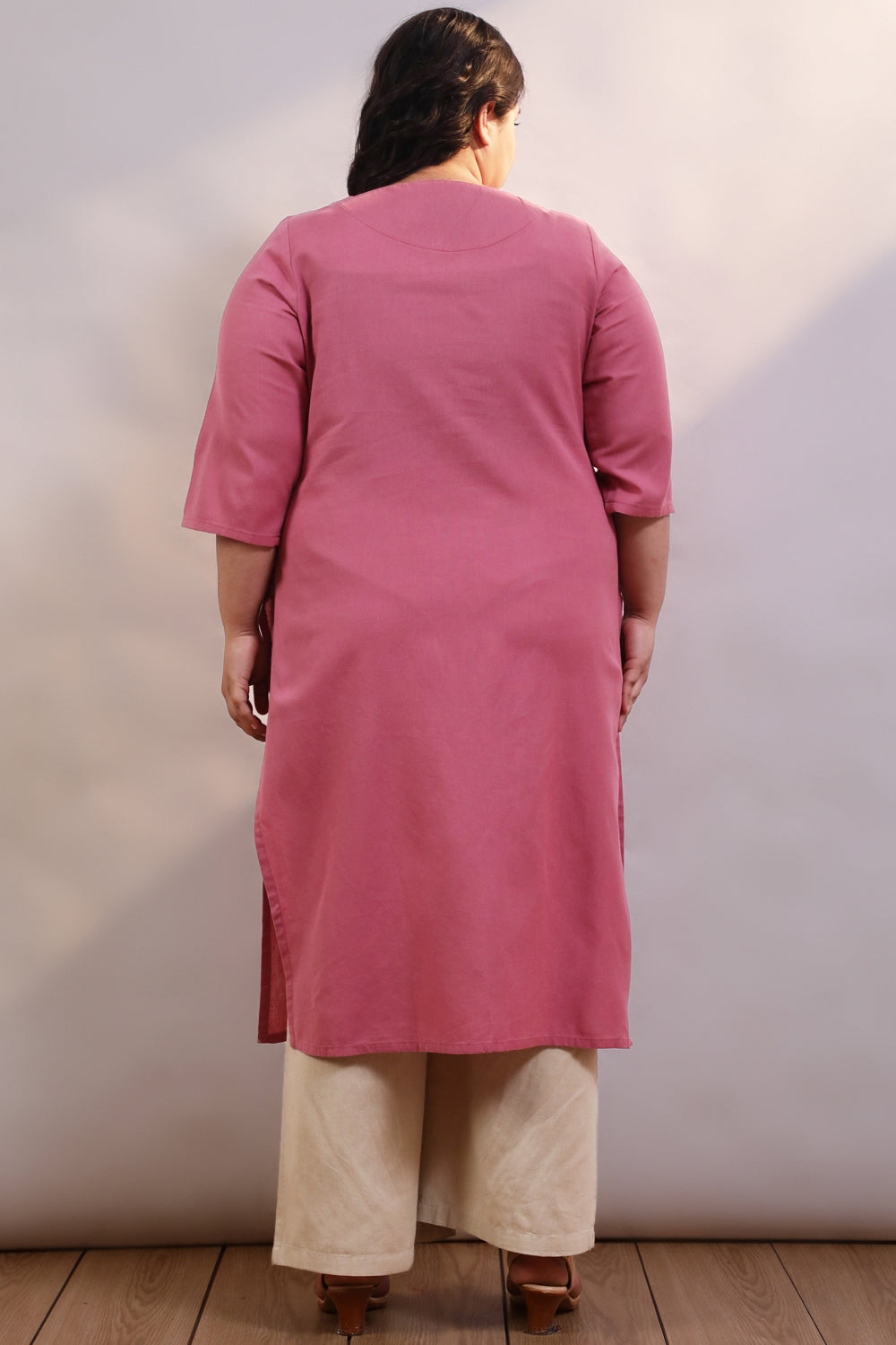 Comfortable Pink Cotton Linen V Neck Centre Pleat Kurti