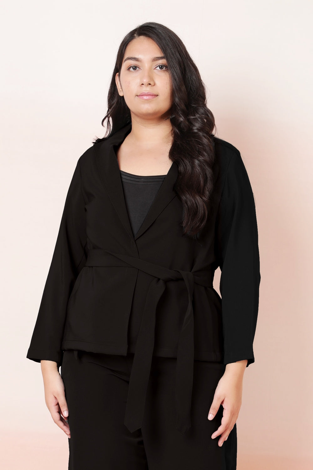Black Essential Blazer