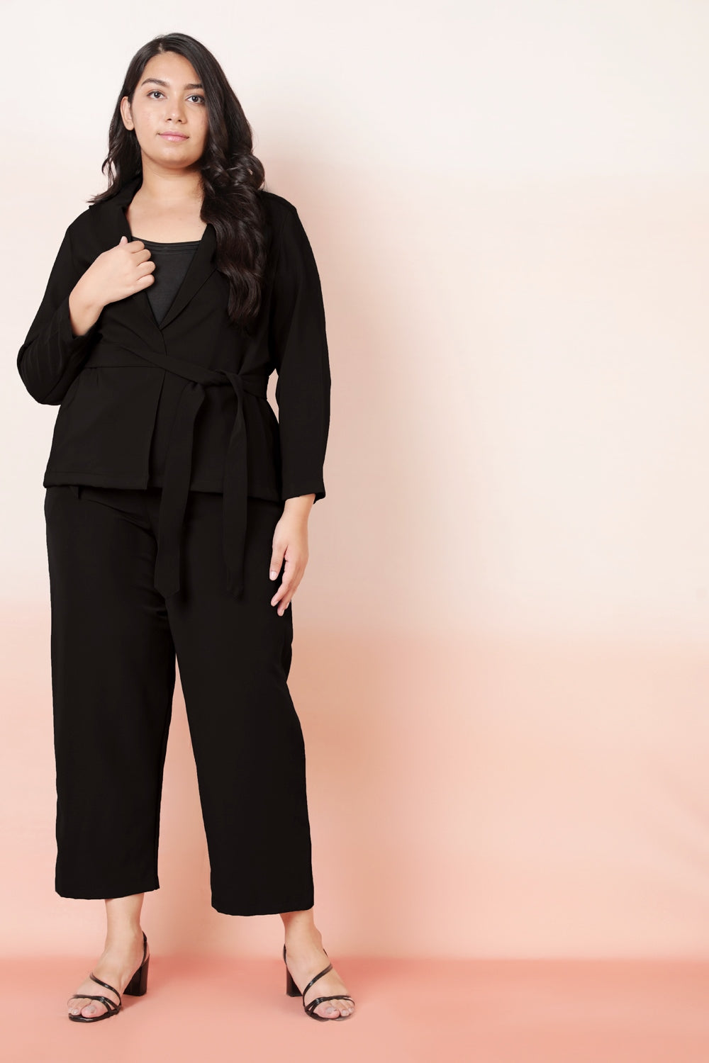 Black Essential Blazer