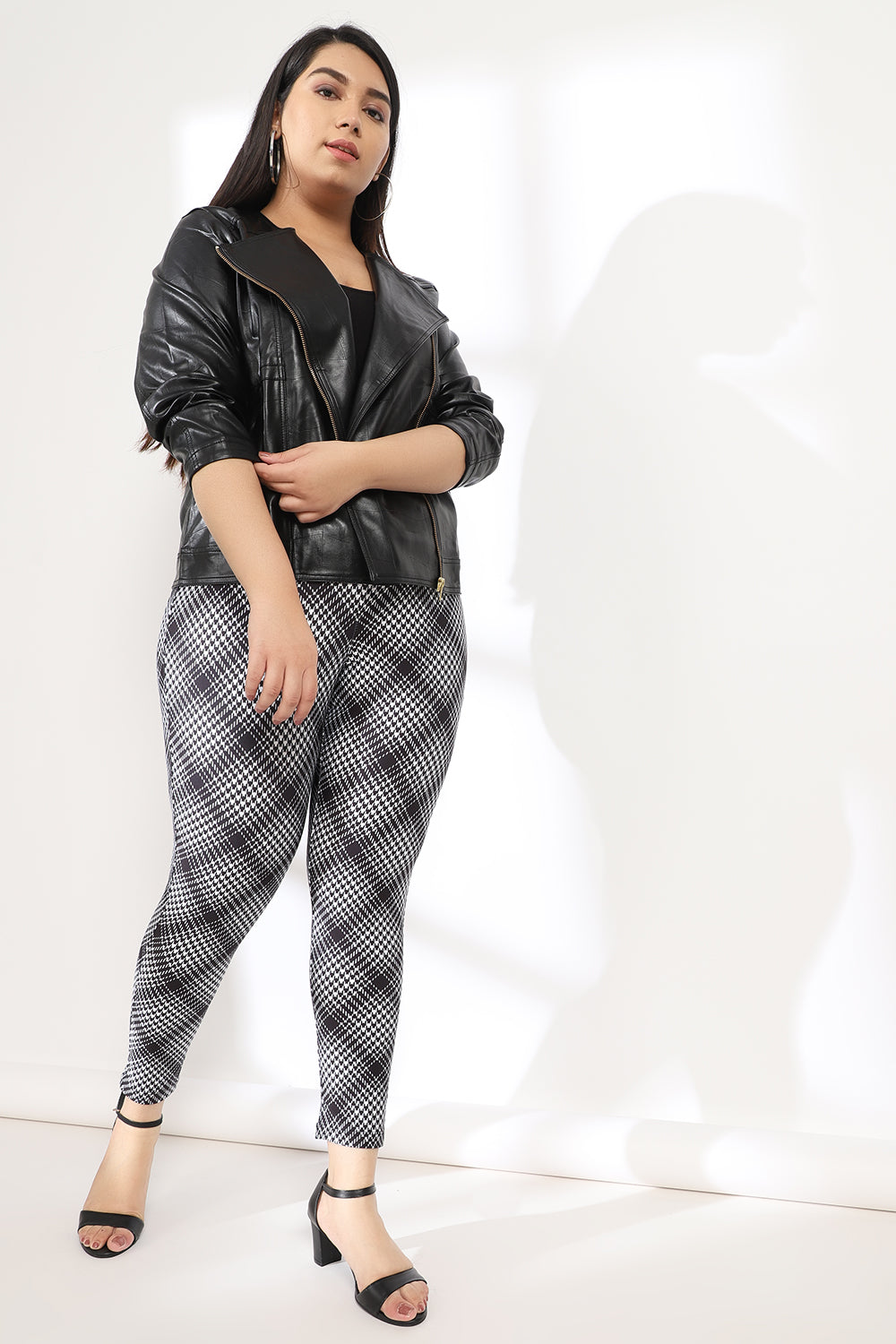 Amydus Black-White-Bais-Check-Tummy-Shaper-Printed-Plus-Size-Leggings