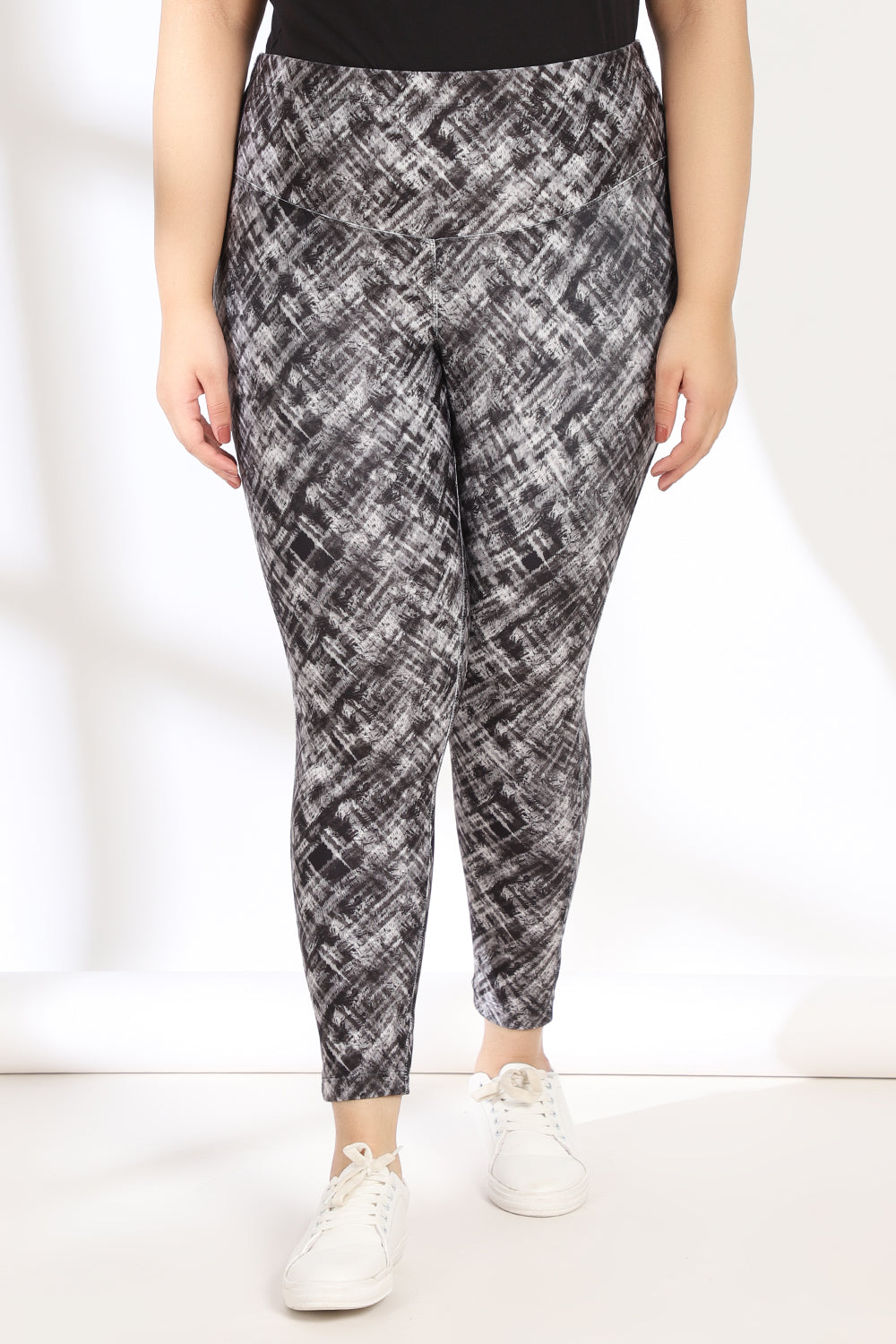 Plus Size Grey Abstract Plaid Tummy Shaper Printed Leggings
