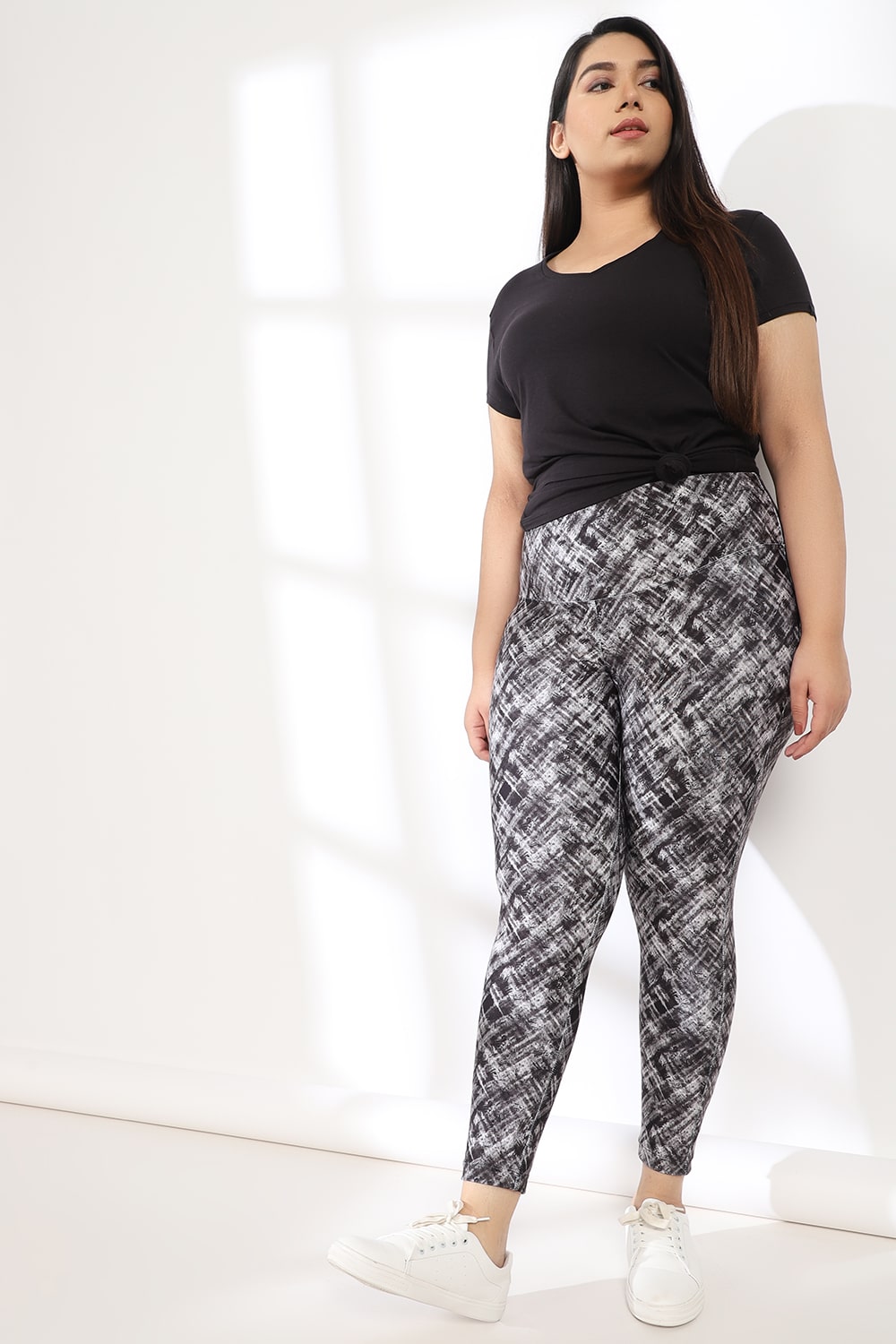 Grey Abstract Plaid Tummy Shaper Printed Leggings