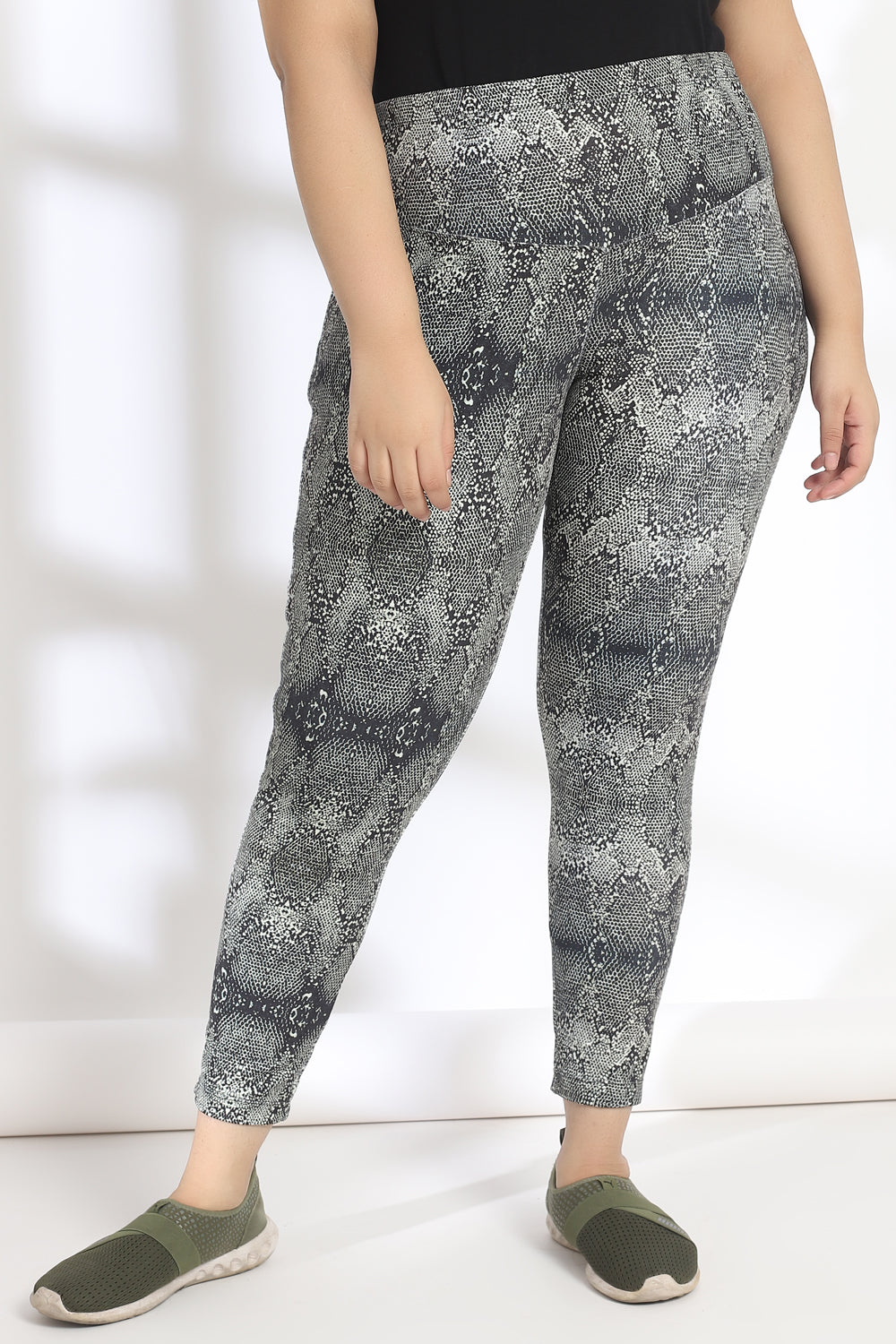Plus Size Marsh Green and Black Snake Print Tummy Shaper Printed Leggings