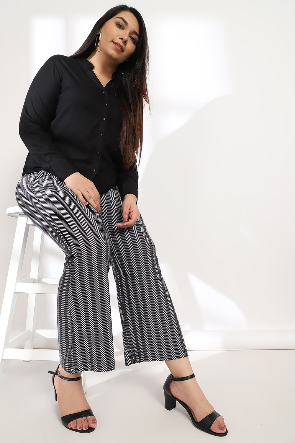 Herringbone Twist Tummy Shaper Printed Flare Pants