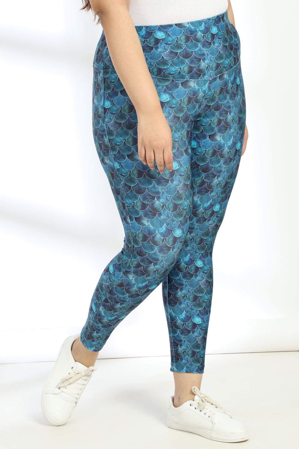 Comfortable Teal Mermaid Tummy Shaper Printed Leggings