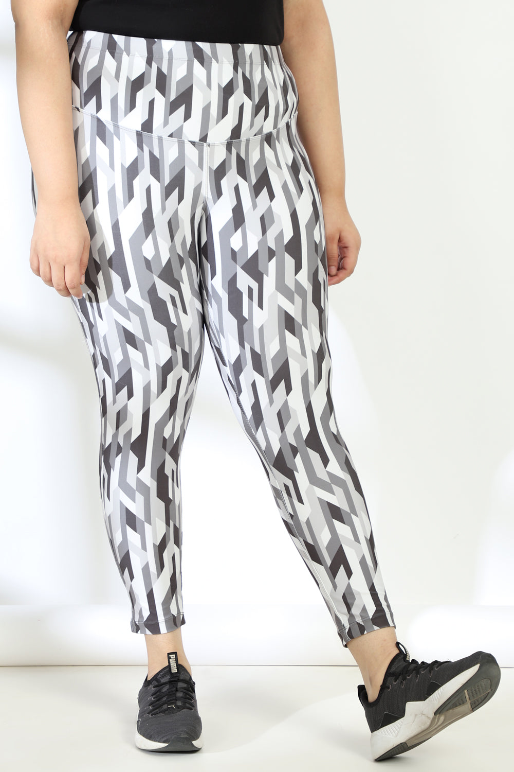 Geometric Camouflage Tummy Shaper Printed Leggings for Women