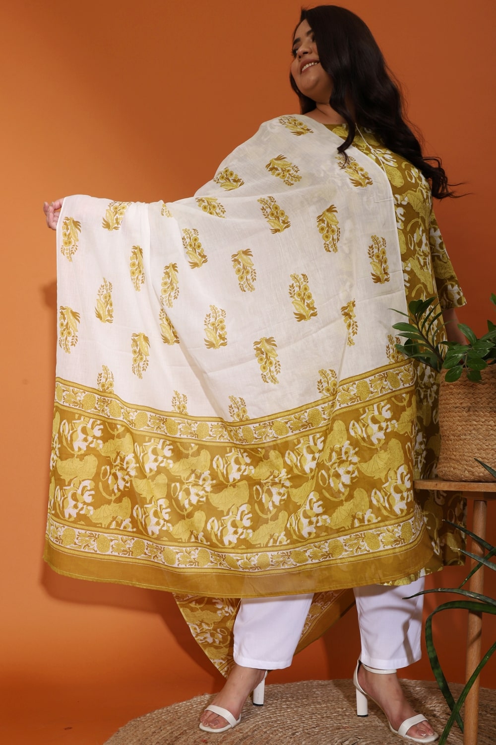 Bronze Floral Border Printed Dupatta