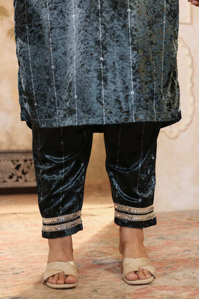 Plus Size Emerald Velvet V Neck Suit Set