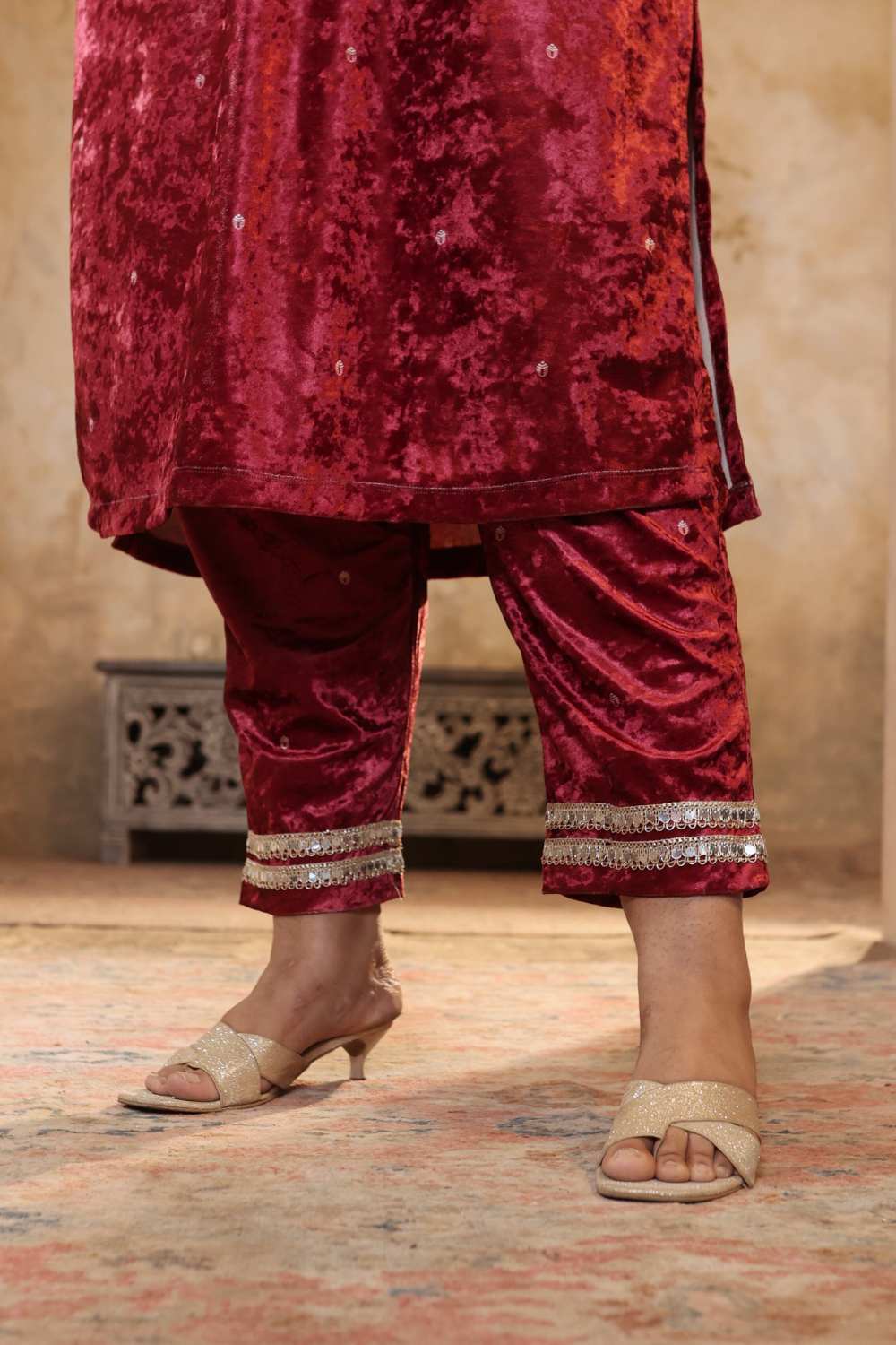 Plus Size Maroon Print Velvet V Neck Suit Set