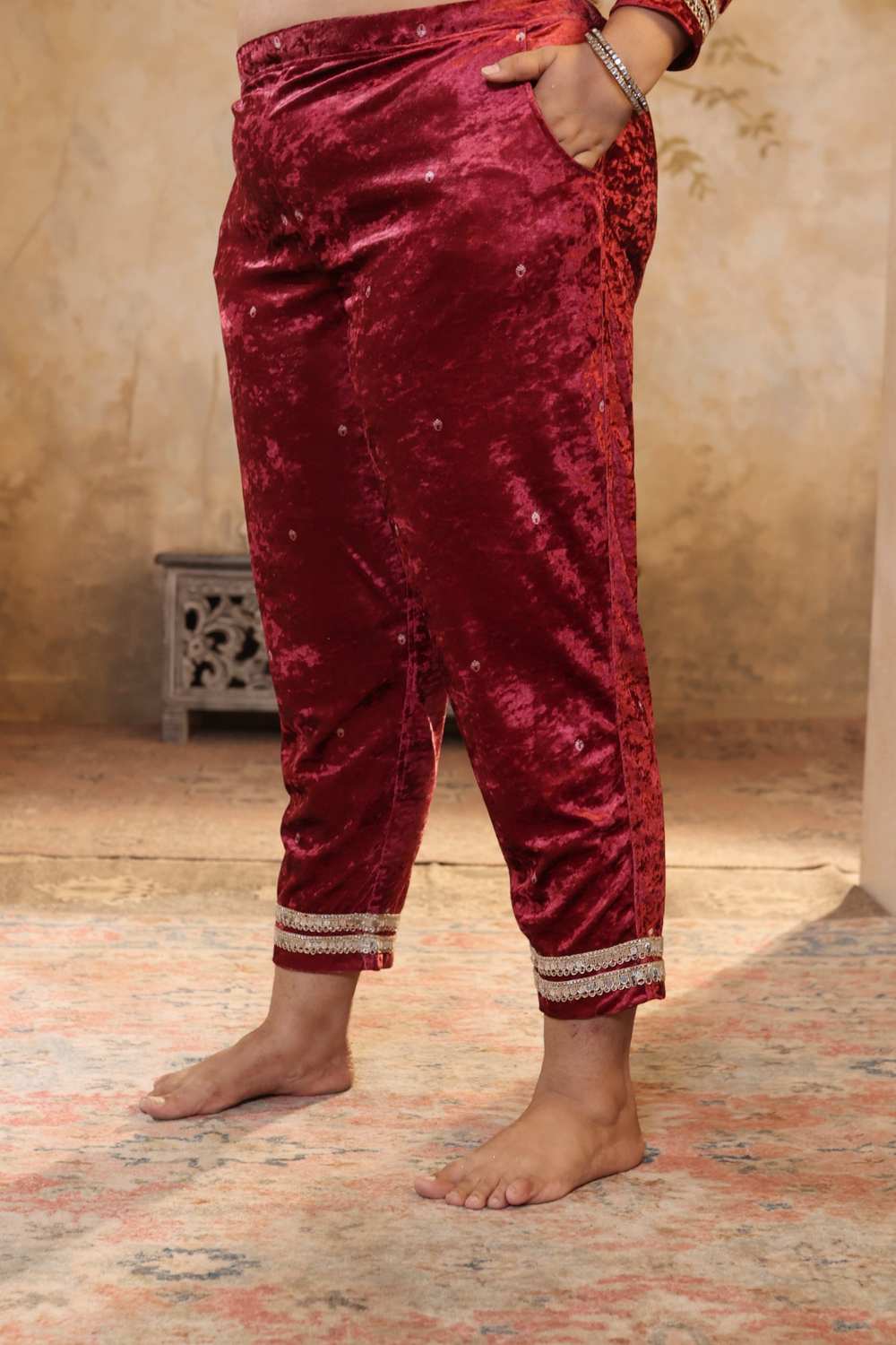 Plus Size Maroon Print Velvet V Neck Suit Set