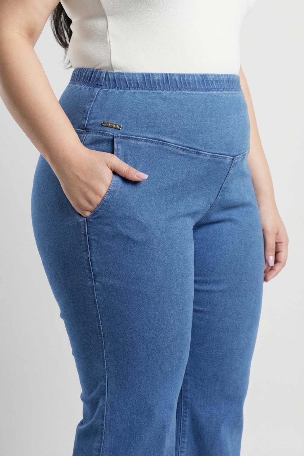 Plus Size Bermuda Blue Flare Jeans