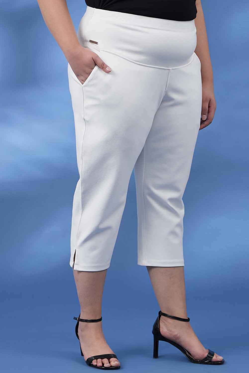 Buy Diaz Women's Regular Fit Plain 3/4th Capri Pants (White, Magenta,XL) at  Amazon.in