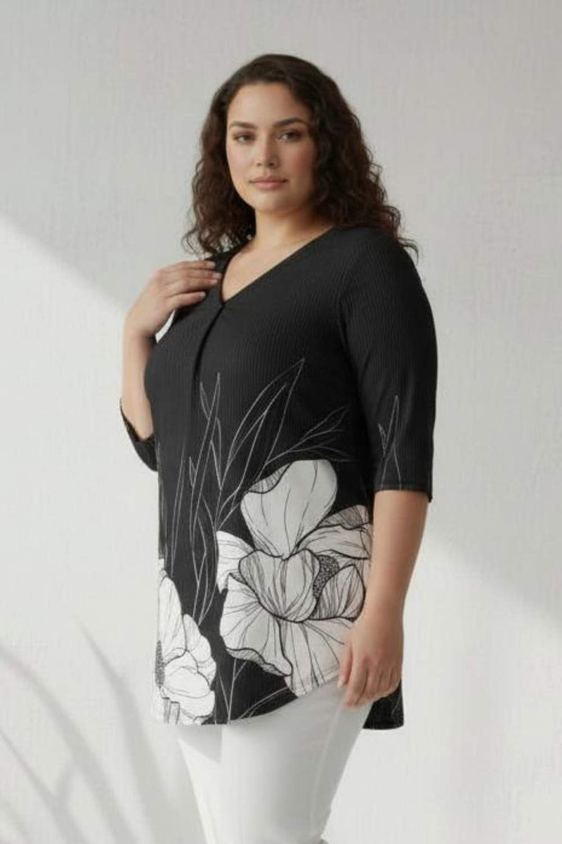 Plus Size Black White Floral Print Centre Pleat Top Online in