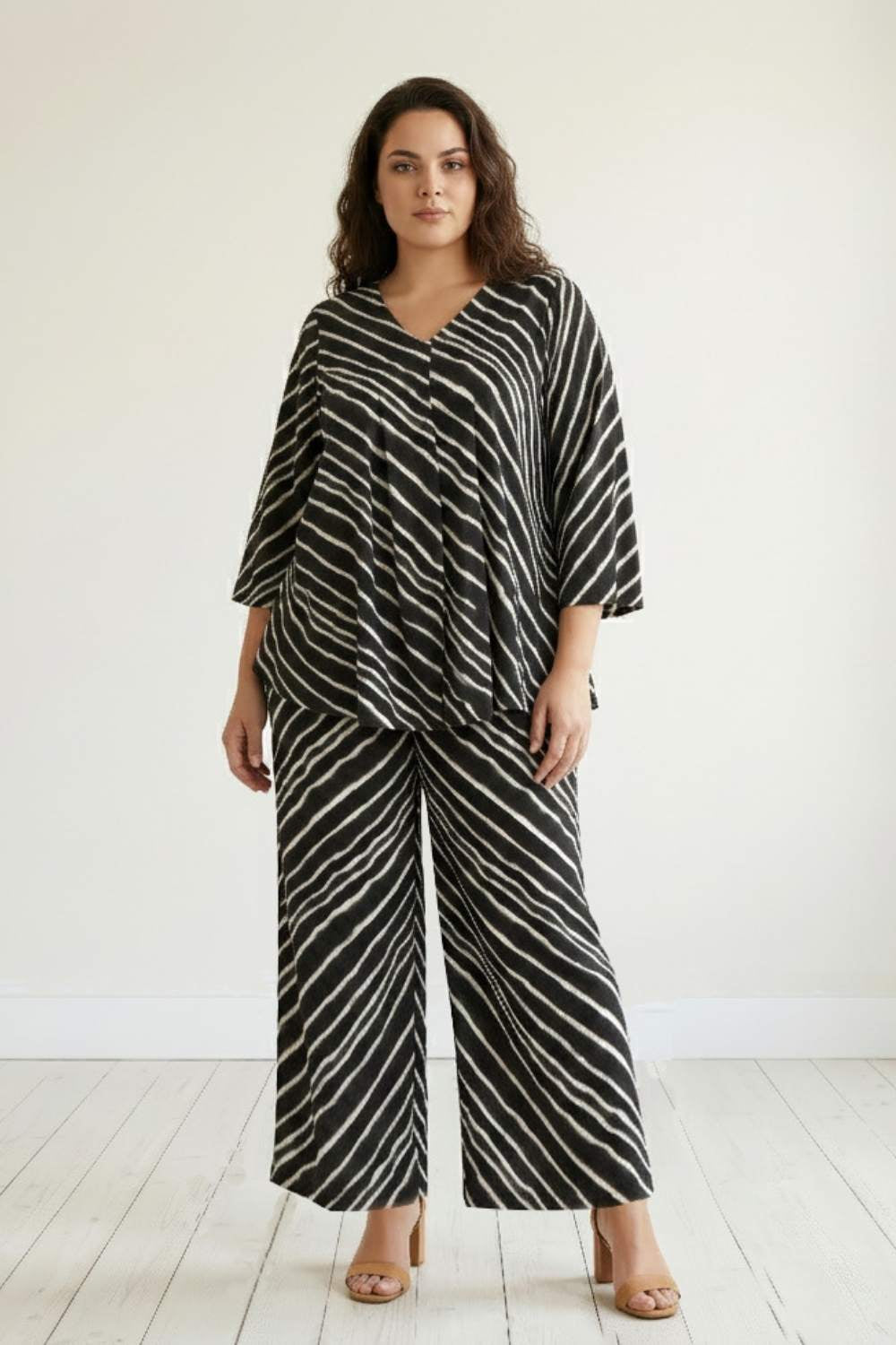 Plus Size Black Leheriya Coord Set