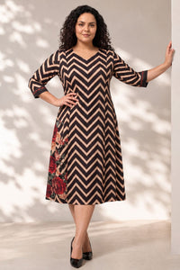Plus Size Black Rose Chevron Print Midi Dress