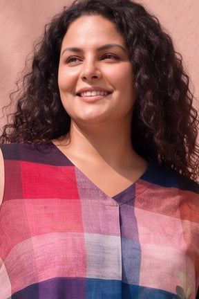 Plus Size Floral Check Print Top