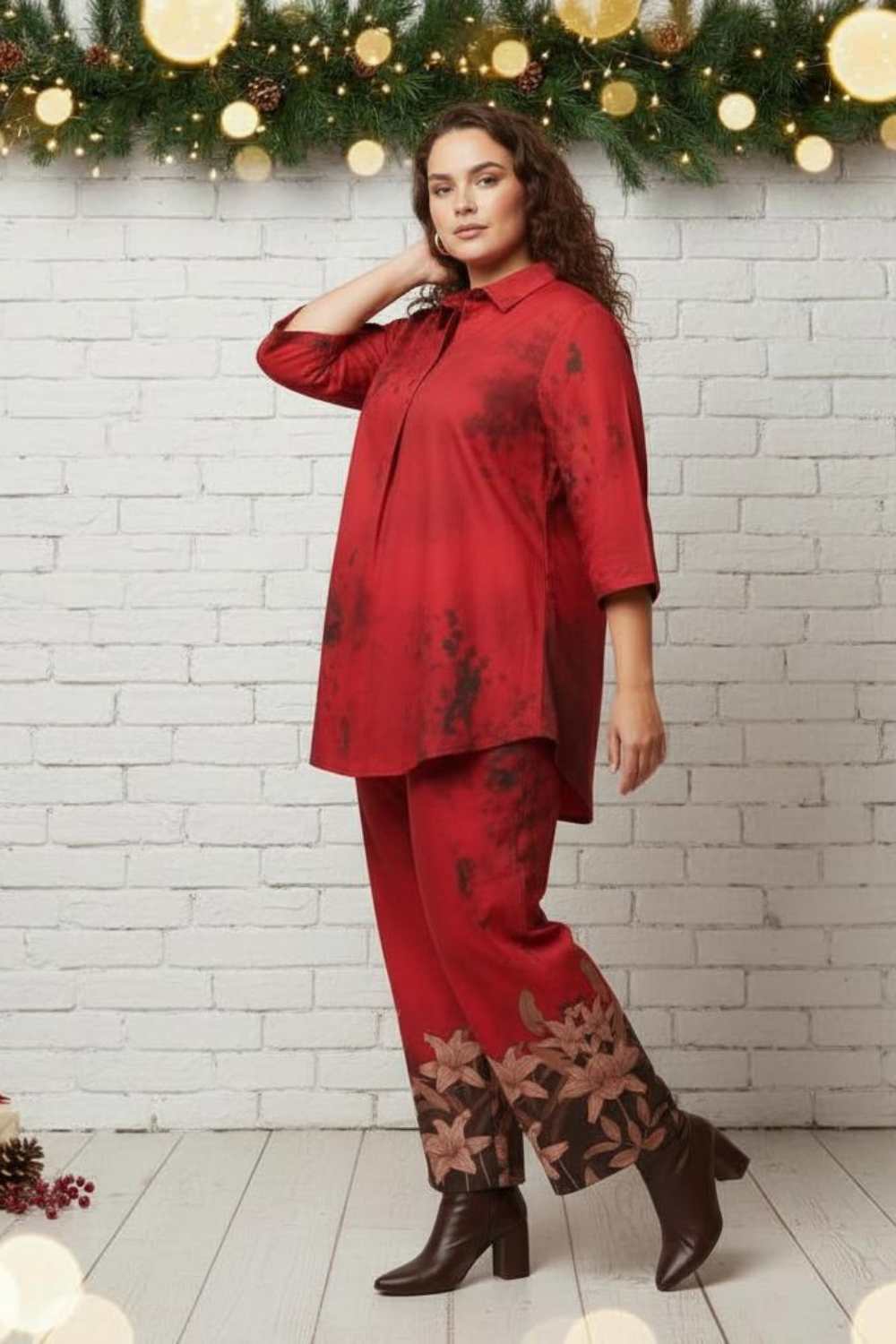 Plus Size Red Casa Print Coord Set