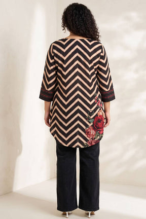 Plus Size Black Rose Chevron Print Top