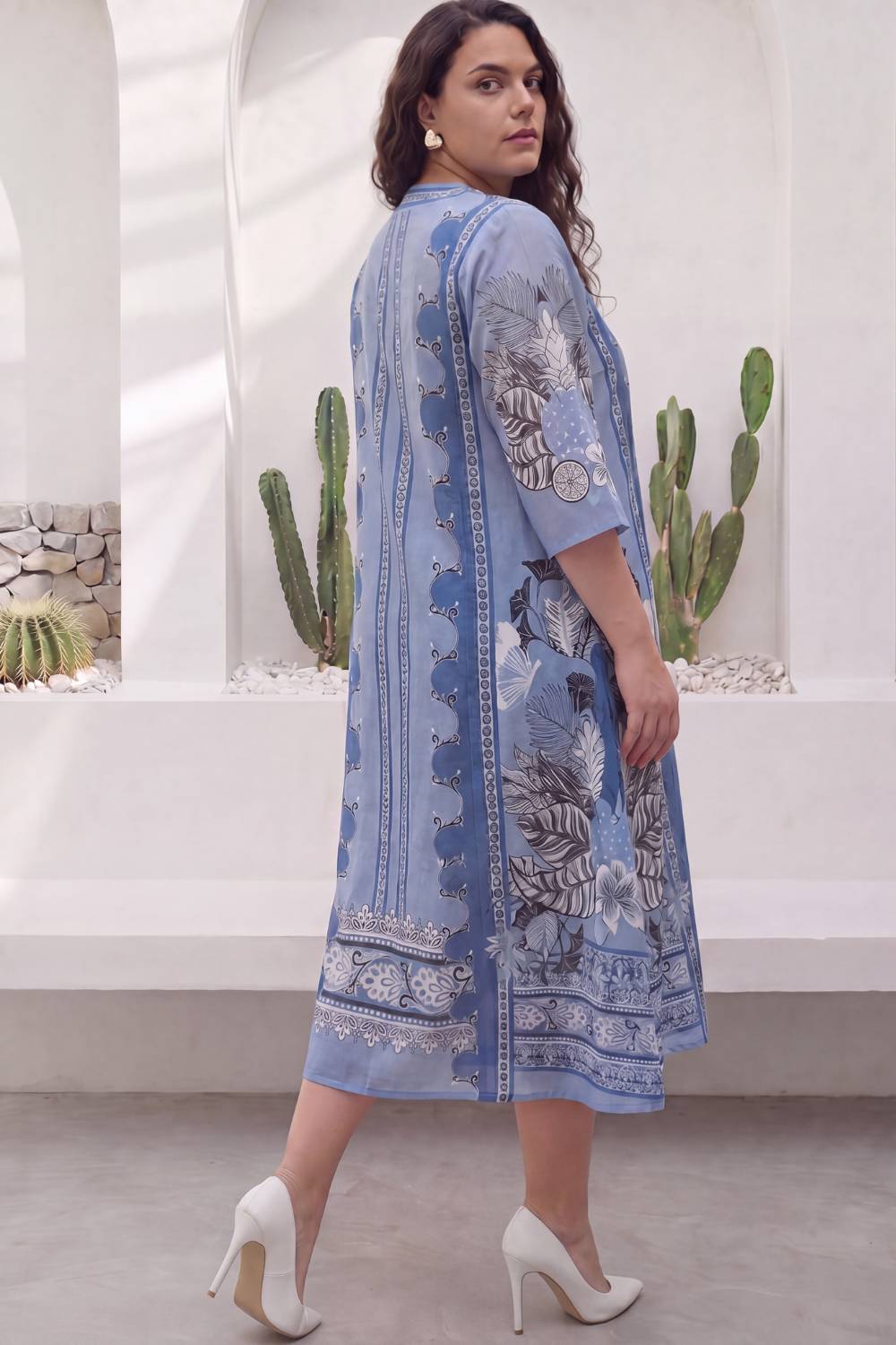 Comfortable Blue Mirage Floral Plus Size Midi Dress