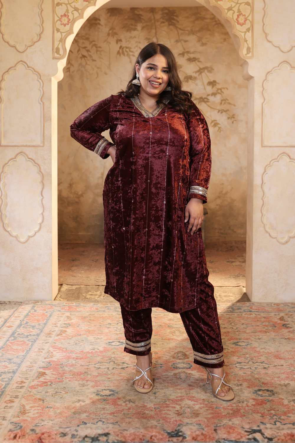 Comfortable Plus Size Purple Print Velvet V Neck Suit Set