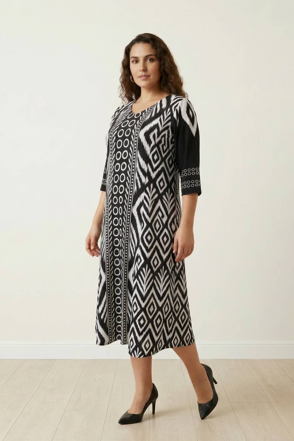 Plus Size Plus Size Black & White Tribal Print A-Line Dress