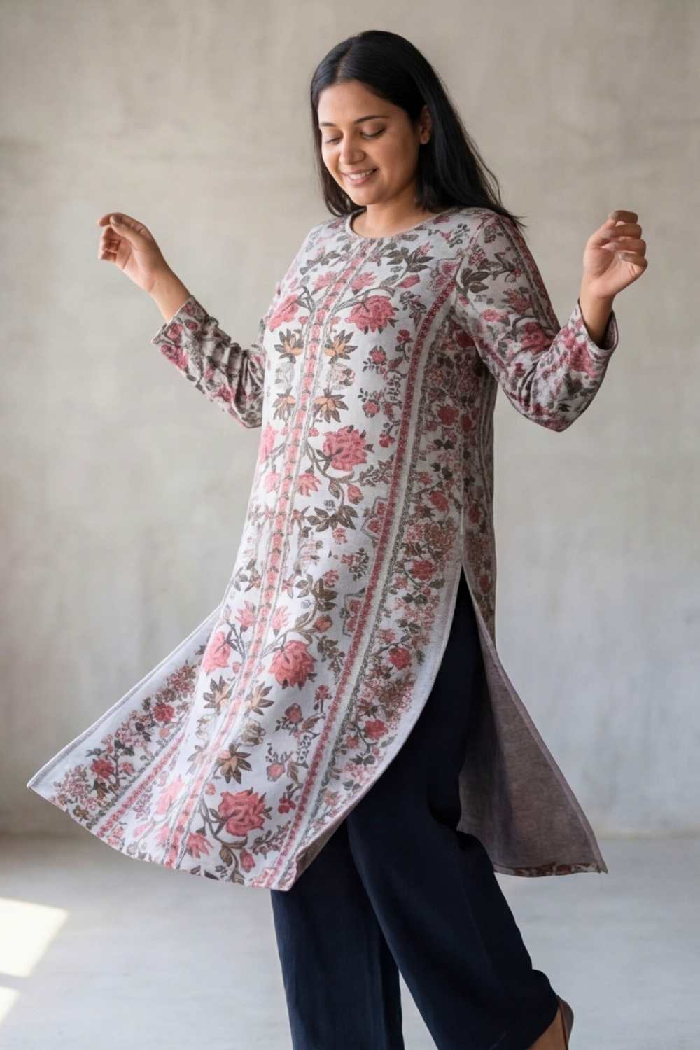 Plus Size Plus Size Ethnic Floral Round Neck SnugWeave™ Winter Kurta