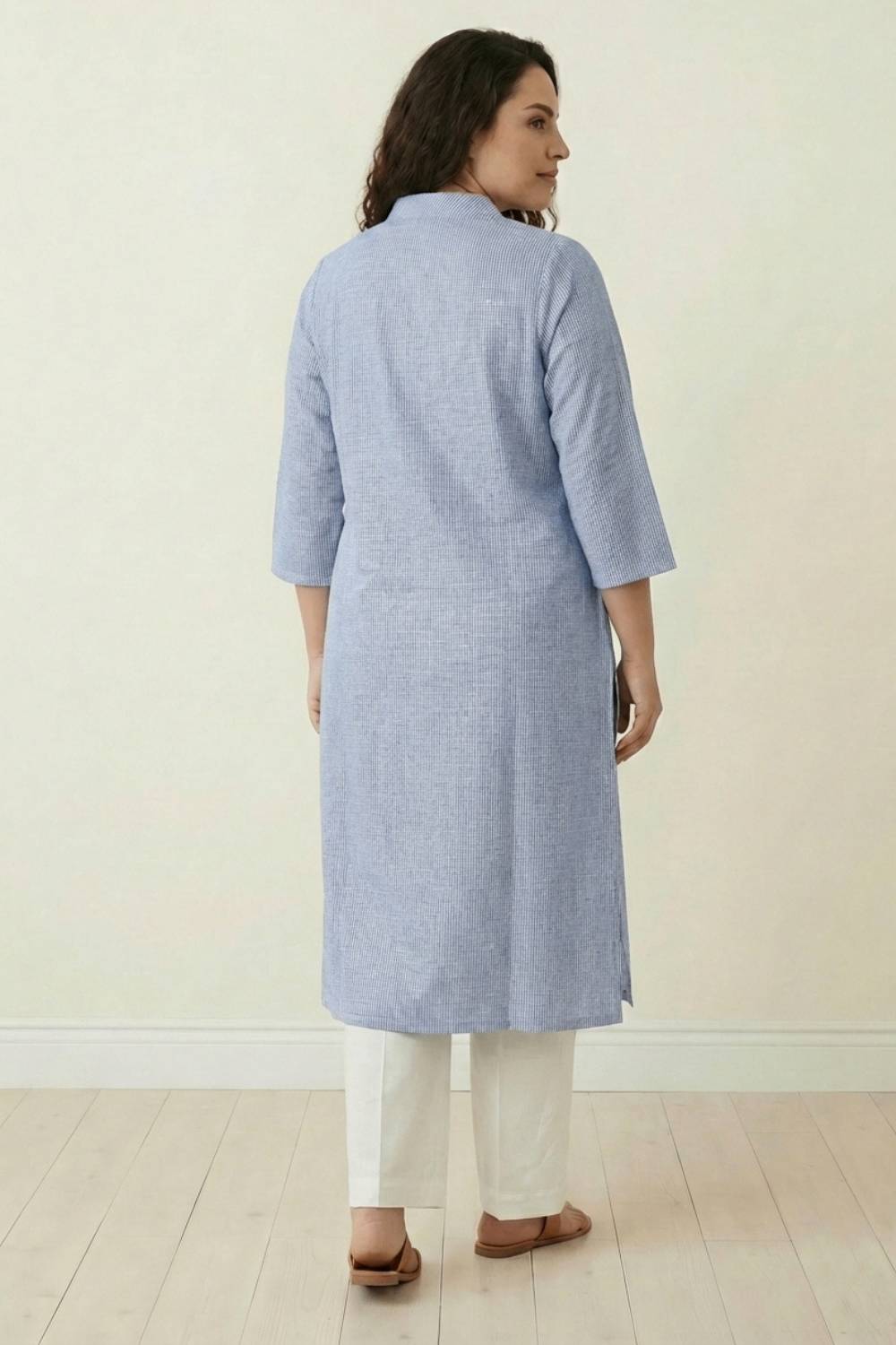 Comfortable Plus Size Blue Chambray Pinstripe V-Neck Kurta