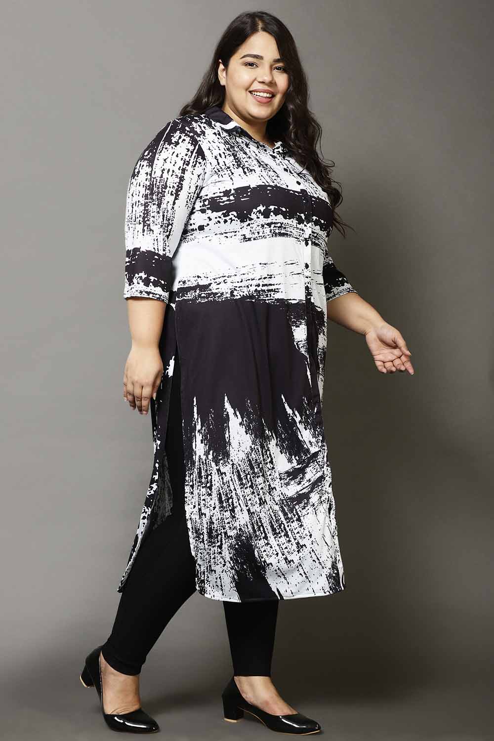 Plus Size Plus Size Black Abstract Print Kurta Cum Shrug