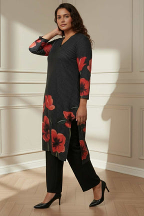 Plus Size Black Floral Borders SnugWeave™ Winter Kurta