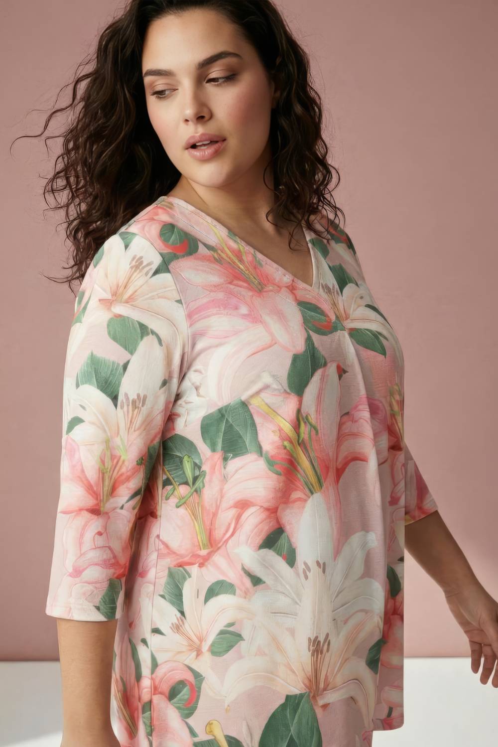 Plus Size Light Pink Floral Centre Pleat Top