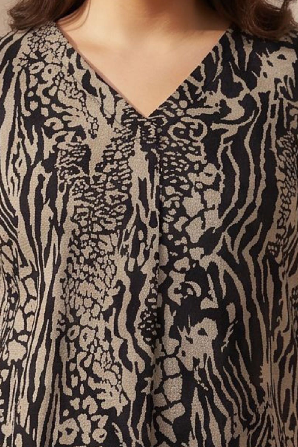 Comfortable Plus Size Animal Print  SnugWeave Winter Top