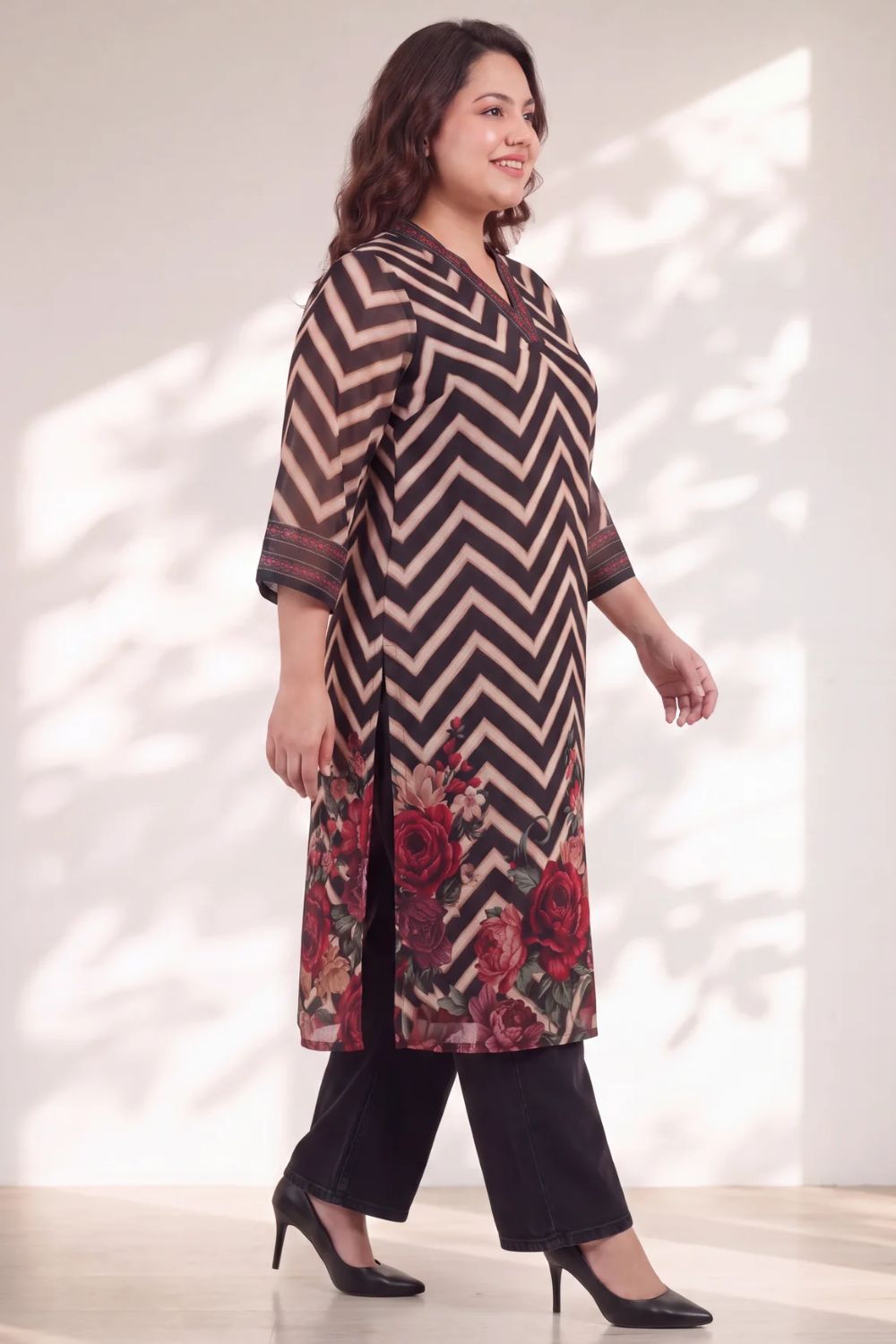 Plus Size Plus Size Black Rose Chevron Print Georgette Kurta
