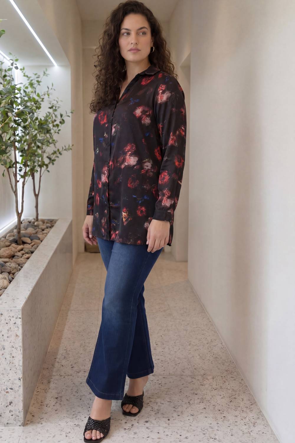 Plus Size Plus Size Black Floral Print High Slit Longline Satin Shirt