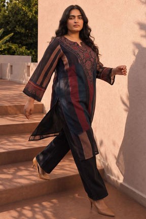 Plus Size Striped Printed Straight Georgette Kurta