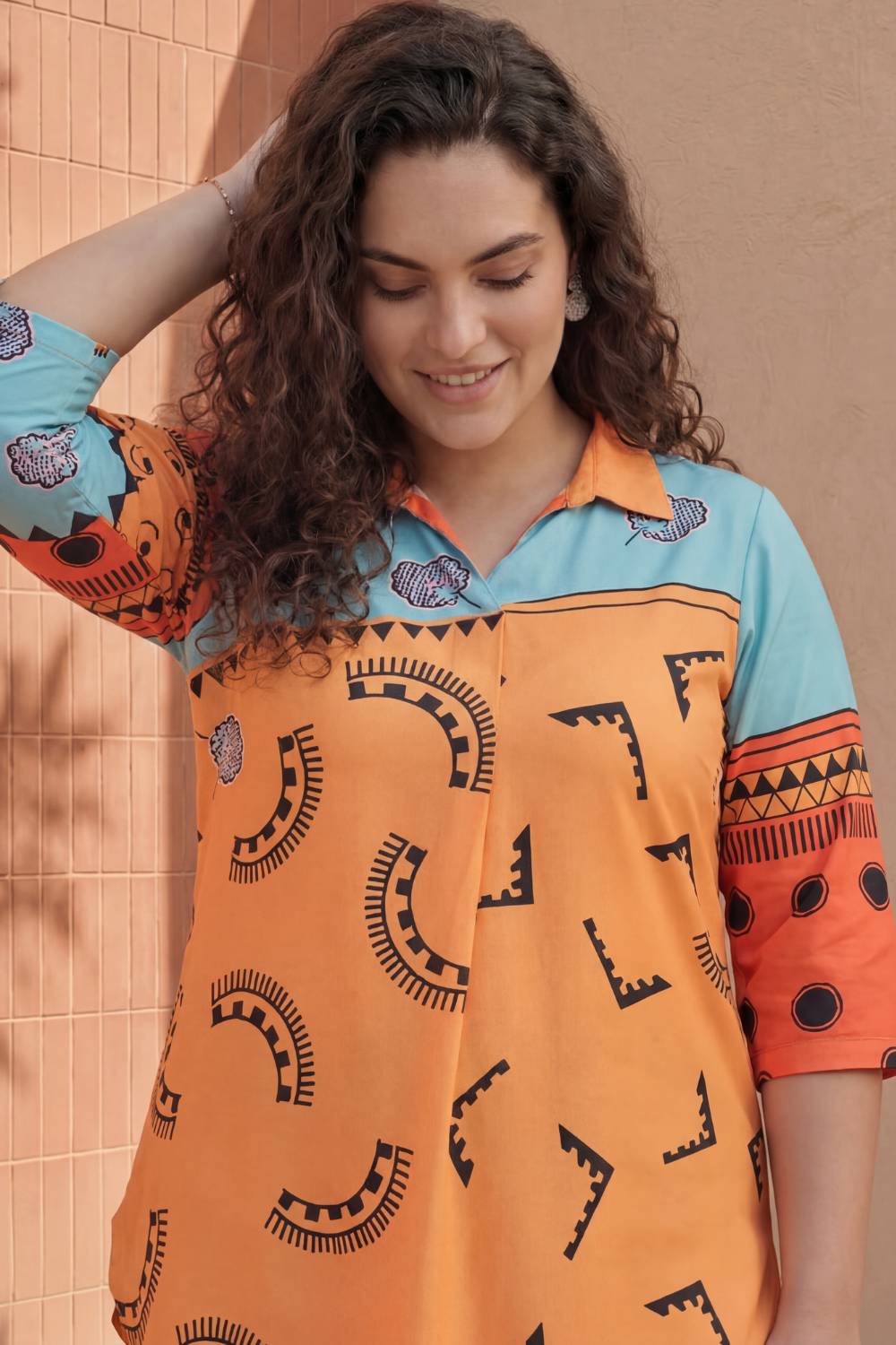 Plus Size Color Block Centre Pleat Top
