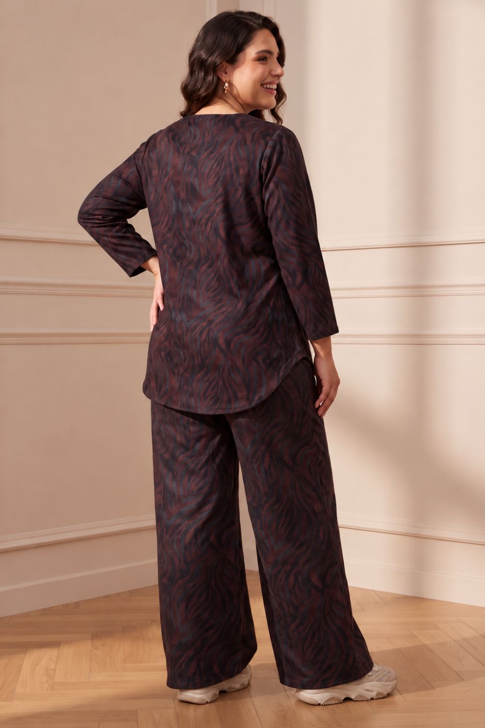 Plus Size Plus Size Abstract Animal Print SnugWeave™ Winter Top Coord Set