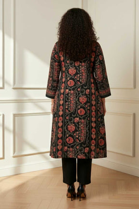 Plus Size Black Floral Round Neck SnugWeave™ Winter Kurta