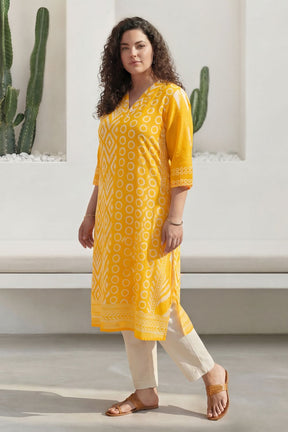 Plus Size Yellow Ikat Print Cotton V-Neck Kurta