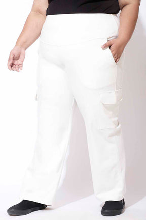 White Cotton Mid-Rise Flat-Front Plain Classic Joggers (COKIT4) | Celio