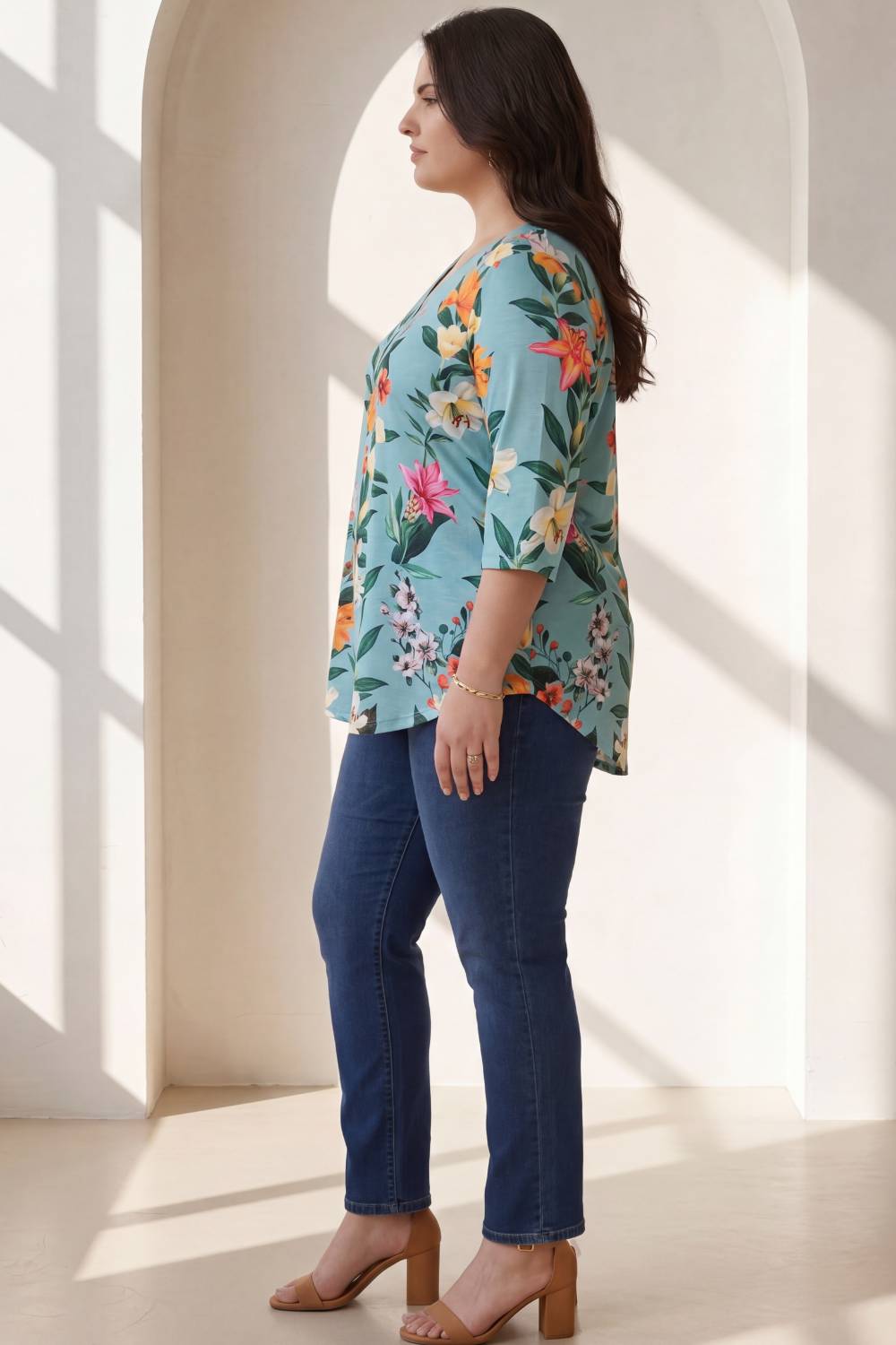 Plus Size Plus Size Light Blue Floral Centre Pleat Top