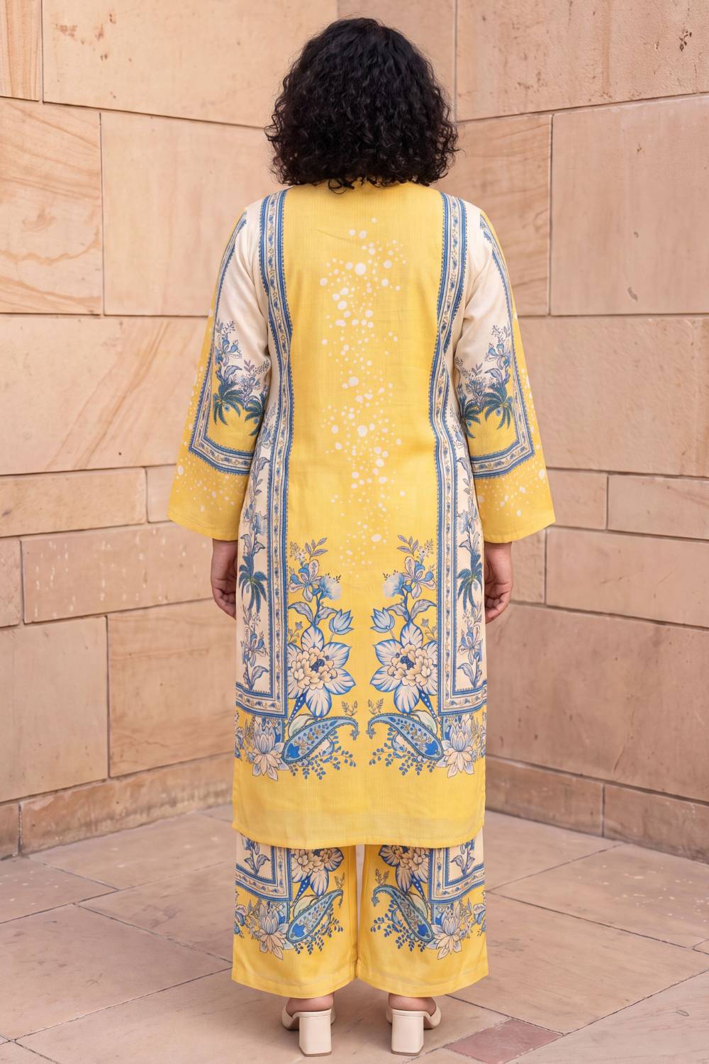 Comfortable Plus Size Yellow Floral Print Cotton Kurta Coord Set