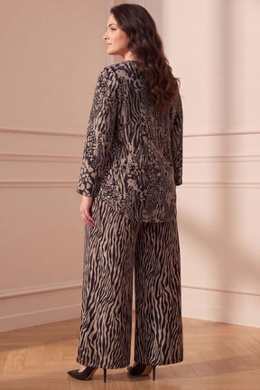 Plus Size Animal Print SnugWeave™ Winter Top Coord Set