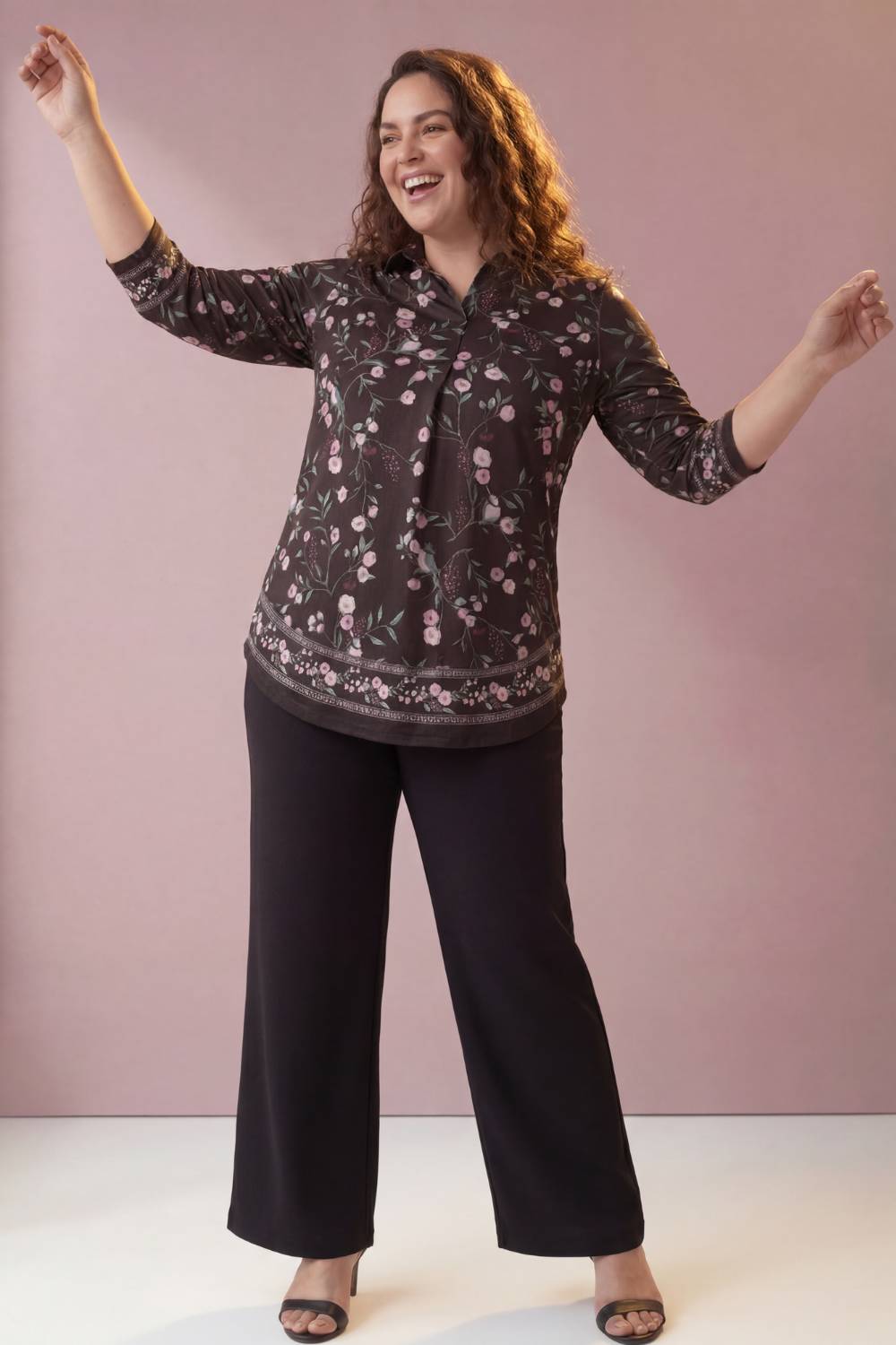 Black Floral Luxe Centre Pleat Top for Women