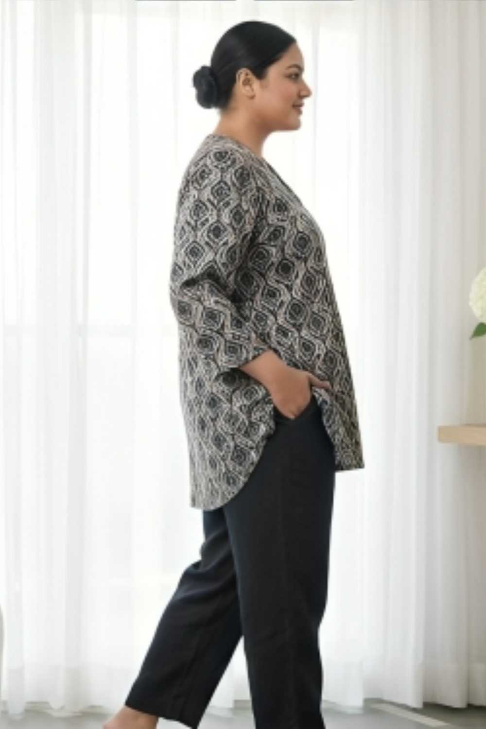 Plus Size Black Floral Borders SnugWeave™ Winter Kurta for Women