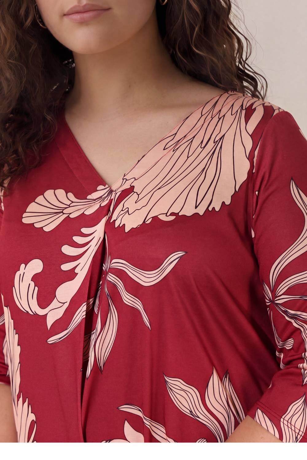 Plus Size Red White Tropical Print Centre Pleat Top for Women