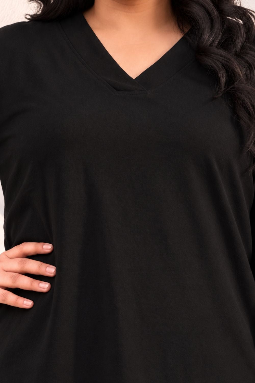 Plus Size Plus Size SoftEase V Neck Black Cotton Kurta Coord Set
