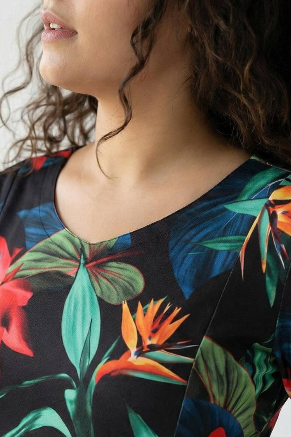 Plus Size Plus Size Black Tropical Print Maxi Dress