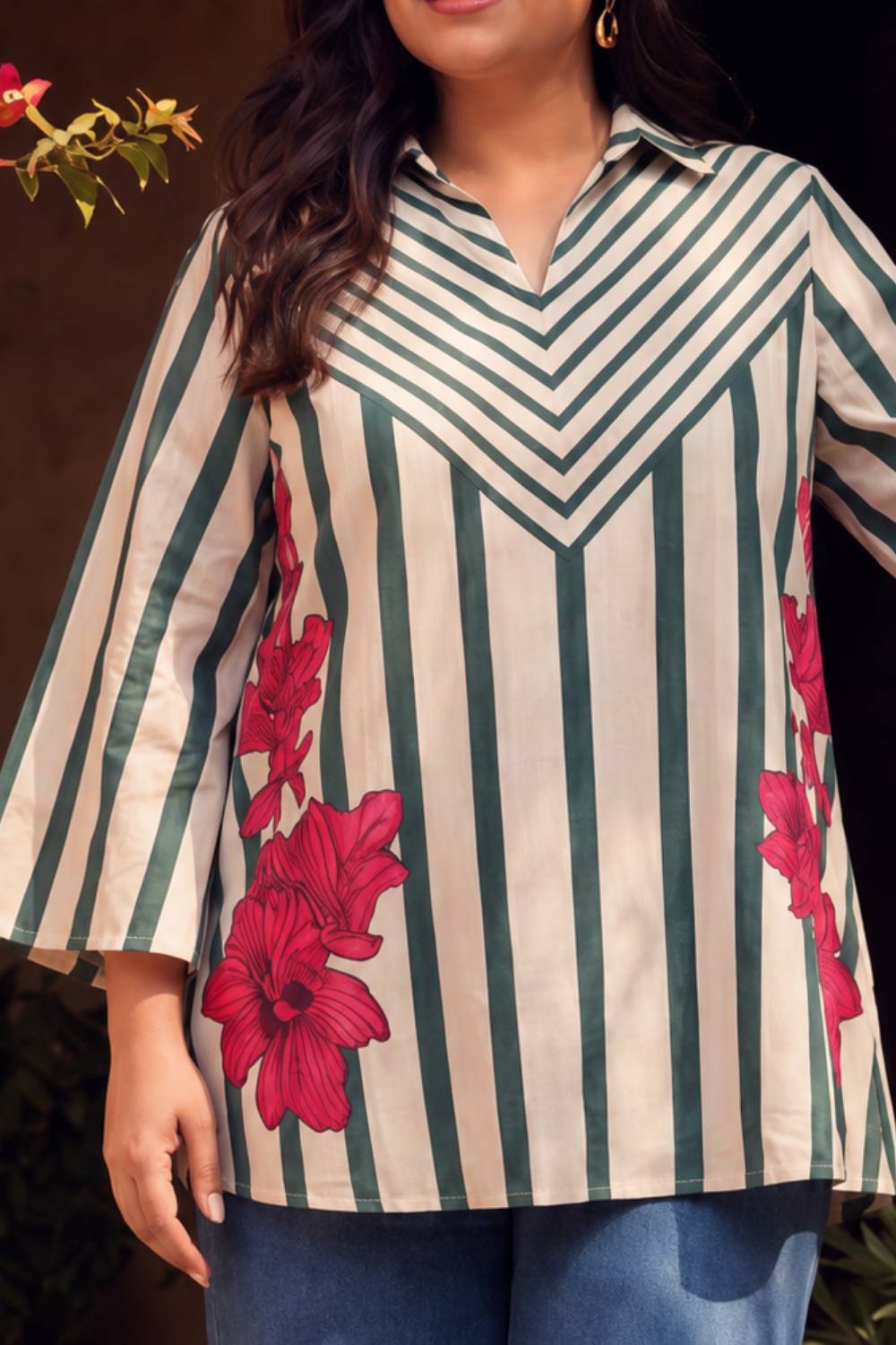 Comfortable Plus Size Green Stripe Floral Printed Cotton Top