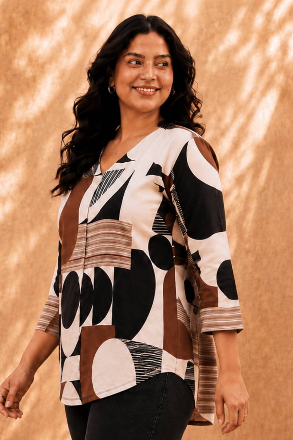 Comfortable Plus Size Abstract Geometric Print Top